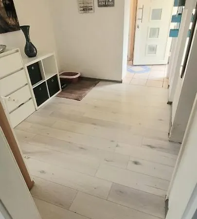 Lägenhet Erdgeschosswohnung Mit Terrassen Remagen